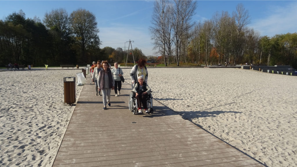 wyjśce na plażę jezioro bałtyk